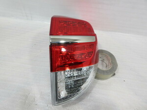  superior article Toyota Vanguard ACA33W latter term original right tail lamp 