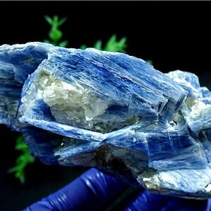 AAA級天然藍晶石（カイヤナイト）鉱標178U3-60U151bの画像1