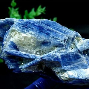 AAA級天然藍晶石（カイヤナイト）鉱標178U3-60U151bの画像2