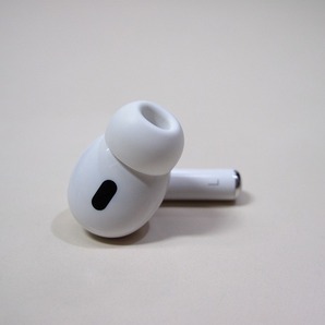 Apple純正 AirPods Pro 第2世代 エアーポッズ プロ MQD83J/A  左 イヤホン 左耳のみ A2699 [L]の画像1