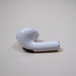 Apple純正 AirPods 第3世代 エアーポッズ MME73J/A 左 イヤホン 左耳のみ A2564 [L]の画像9