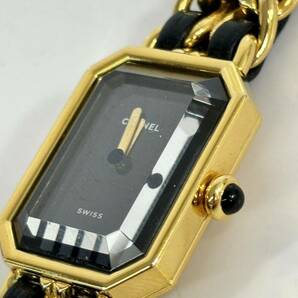 稼働品 CHANEL シャネル プルミエール 腕時計 クオーツ ブラック ゴールド Mサイズの画像4