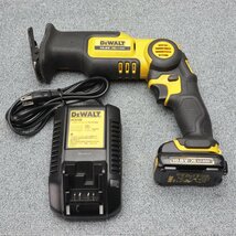 【工具等】DEWALT（デウォルト）　10.8V　充電式レシプロソー DCS310 本体 バッテリー 充電器　中古品_画像1