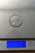 N★1円〜保管品 1840 イギリス領インド 1ルピー銀貨 ヴィクトリア ヤングヘッド 銀貨 硬貨 コイン _画像3