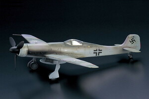 アオシマ 1/72 航空機 No.10 フォッケウルフ Ta152H-0 プラモデル　送料無料