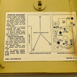 アンティーク MOTOROLA モトローラ 8×26S 8-Transistor AMラジオ 稼働品 受信OK 1959年U.S.A. 高さ18cm 幅11㎝厚さ6.5㎝ ヴィンテージ希少の画像7