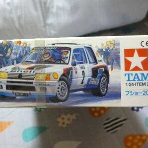 ☆彡完全未開封！保管品 タミヤ1/24 プジョー205ターボ GrBラリーカー エッジング付属 の画像7