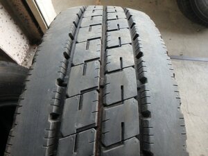 C722 送料無料【215/70R17.5 118/116】ブリヂストン R207 夏タイヤ 1本のみ 2023年製 約9分山