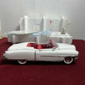 4棚004 NRFB FRANKLIN MINT 1:24 1953 CADILLAC ELDORADO WHITE CONVERTIBL DIE-CAST B11RB68 金属製の画像4