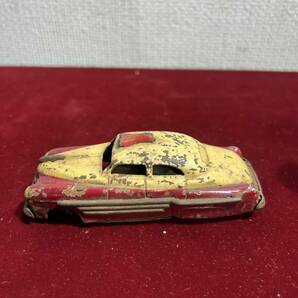 3棚016 昭和レトロ☆昔のブリキ玩具★アイアンバンパーのオールドカー ★後輪フリクション車★アメ車・ビンテージカー 50年代の画像4
