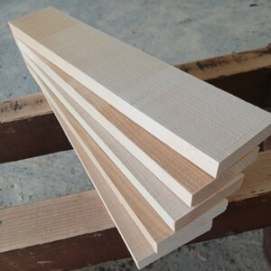 B-1609【42.3×7.5～8.4×2cm】国産ひのき　板　5枚セット　テーブル　棚板　看板　一枚板　無垢材　桧　檜　DIY