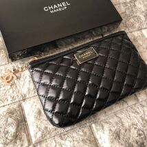 シャネル Chanel メイク ポーチ 非売品_画像1