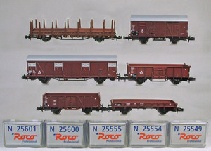 ROCO #25984 DB( old west Germany National Railways ) 2 axis . car 6. set Lumpensammler ( red Brown )