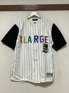 は1317 XLARGE エクストララージ 半袖ベースボールシャツ S ホワイト/ブラック レインボー刺繍 ストリート