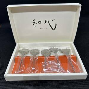 #8328B　和菓子フォーク　5本セット　ステンレス製　「和心」　花のモチーフ　フォーク　カトラリー　未使用保管品