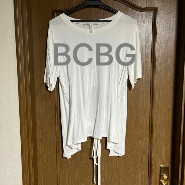 BCBG ホワイト半袖白Tシャツ 新品 Mサイズ ホワイト トップス