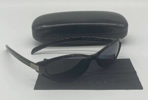 【い-4-31】60 GUCCI サングラス GG1187/S D28 5ブラック系 オーバル グッチ 小物 中古品