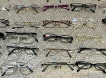 【サ-4-11】80 眼鏡 めがね 大量まとめ 70本 メンズ レディース フレーム アイウェア ファッション 小物 現状品_画像8