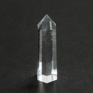 白水晶六角柱 約5.7cm×約1.6cm  新品 の画像1