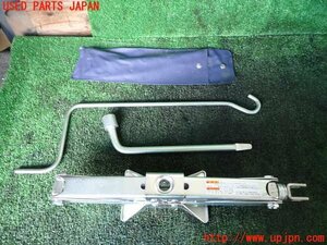 1UPJ-99627805]ジムニー(JB23W)車載工具 中古