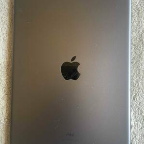 iPad 第９世代 10.2インチA2602 Wi-Fi silver ６４GB バッテリー９３%  013の画像3