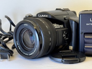 ★極上美品★ パナソニック PANASONIC LUMIX DMC-FZ50 ★バッテリー、充電器付★ 0409-8