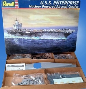 特大　USS エンタープライズ (CVN-65) 世界初の原子力空母　精巧プラモデル　180サイズ　激レア　Revell　USA製　入手困難希少品