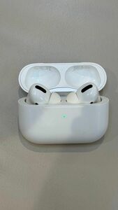 美品Apple【AirPods Pro】エアポッズプロ ワイヤレスイヤホン 第一世代