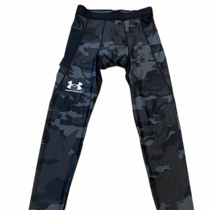 UNDER ARMOUR レギンス ロングタイツ スパッツ　XLヒートギア 迷彩柄