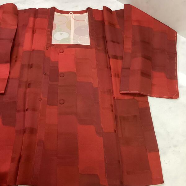 着物　コート　赤系　 美品 和装 レディース Ｉ-90