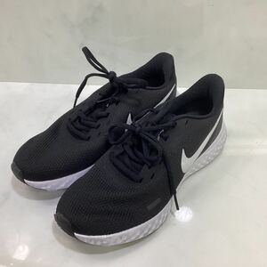 良品　NIKE ランニングシューズ　レディース　スニーカー　24.5cm （H124