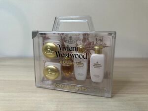 ! Vivienne Westwoodbdowa-ruko Kett Lee set cosme box Vivienne Westwood BOUDOIR COQUETTERIES perfume 