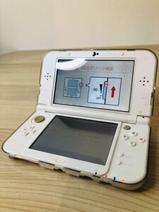 ◯ 任天堂 Nintendo 3DS LL RED-001 ホワイト ゲーム機 通電確認済み