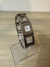 ♪ Christian Dior クリスチャン ディオール 腕時計 D60-109 箱付　替えベルト付き ホワイト文字盤_画像1
