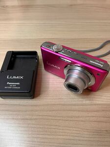 ●【動作品】 Panasonic パナソニック LUMIX DMC-FS7 コンパクトデジタルカメラ 純正バッテリー付属 充電器付き　美品