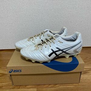 新作 DS LIGHT CLUB アシックス asics 1103A074-100 ホワイト×ブラック サッカースパイク