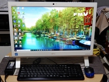 ■FMV ESPRIMO WF1/S ( FH52/S のカスタムメイド) LED21.5型液晶 Windows 10 4GB/1TB_画像1