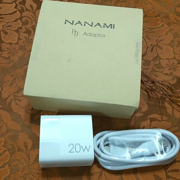 NANAMI ナナミ USB-C 充電器 折りたたみ式 Type-C ホワイト