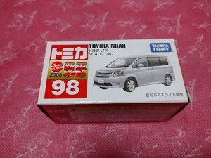 ☆トミカ・NO.98 トヨタ ノア・新車シール☆専用ケース付き！