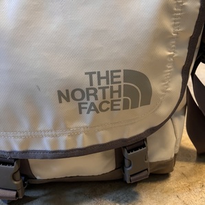 THE NORTH FACE ザ ノースフェイス メッセンジャーバッグ ショルダーバッグ ホワイト グレー の画像4