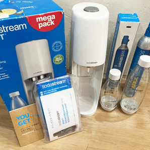 SodaStream SPIRIT ソーダストリームスピリット ホワイト MEGA PACK 家庭用炭酸水メーカー ガスシリンダー付きの画像1