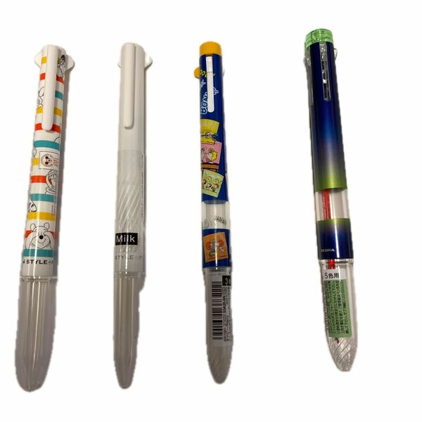 【三菱鉛筆】 スタイルフィット ディズニーシリーズ 3色ホルダー &ミルク　【ゼブラ】SARASA ３色ホルダー&５色用　の計４本