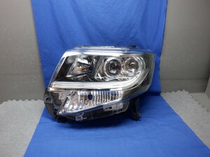 タントカスタム　LA600S/LA610S　トップエディション　左ヘッドライト　LED　100-51392　刻印：XZ (Z144)