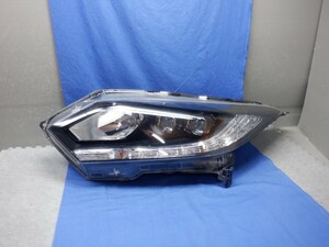 ヴェゼル　RS　RU1/RU2　左ヘッドライト　LED　100-62164　刻印：2　（Y285）