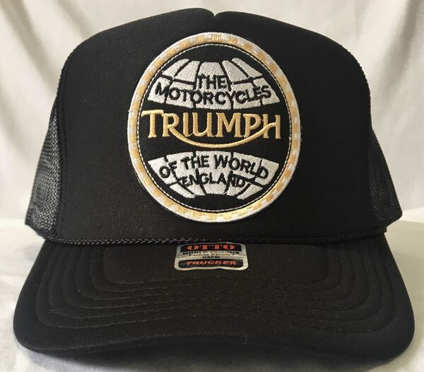 ☆Triumph トライアンフ　パッチトラッカー　新品　メッシュキャップ　ブラック　スナップバック