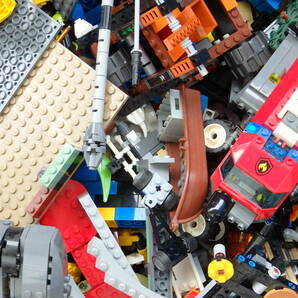 LEGO レゴ 14kg シティ ジュラシックワールド スターウォーズ パイレーツ ニンジャゴー 大量 まとめ パーツ ジャンク品 160サイズの画像7