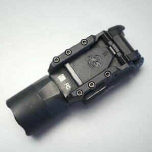 実物 Surefire X300U-A 1000ルーメン (Trijicon Leupold PEQ PVS PSQ ATPIAL トレポン LA5 peq15 wilcox surefire)の画像3