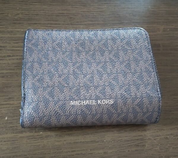 MICHAEL KORS 二つ折り財布