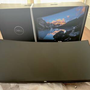 【中古】【おまけ付】Dell 5,120 x 2,160 U4021QW 5K2K 40インチワイド曲面 USB-C HUB モニタ－の画像1