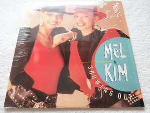 美品放出！シュリンク付！Mel & Kim / Showing Out / (Vocal / Edit) 4:51(Vocal)7:15 / System 9:00 Stock Aitken Waterman / PWL 1986